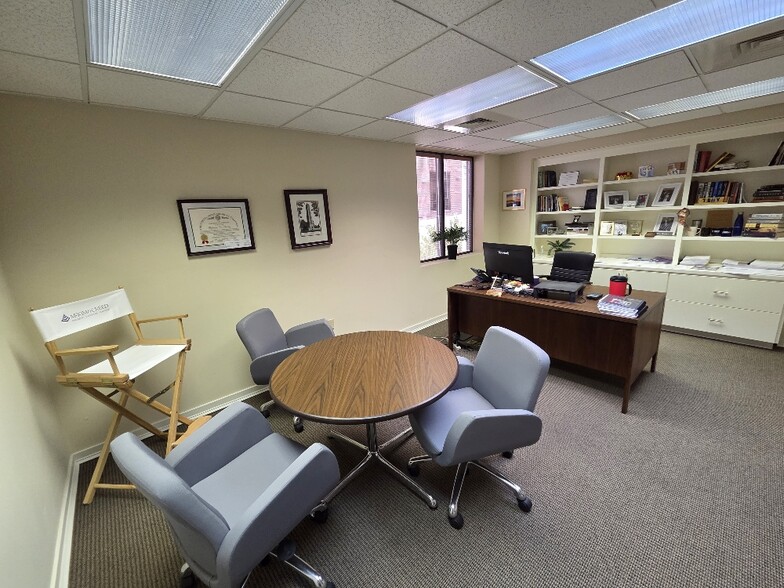More Photos Of 243 Front St, Wilmington Office For Lease