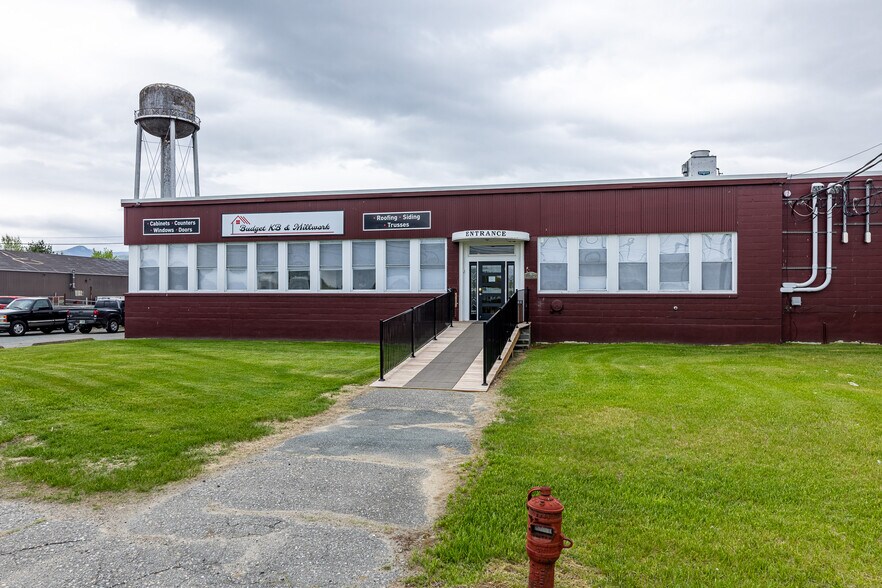 More Photos Of 1139-1143 Clark Pond Rd, North Haverhill Manufacturing For Sale