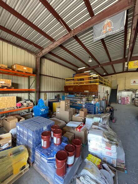 More Photos Of 1013 Bert St, La Place Warehouse For Sale