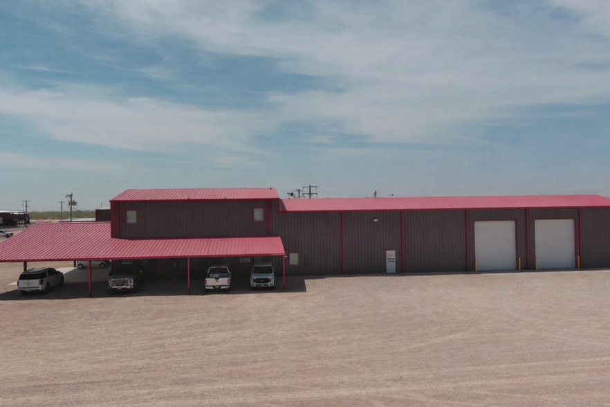 More Photos Of 8211 E County Road 62, Midland Warehouse For Sale