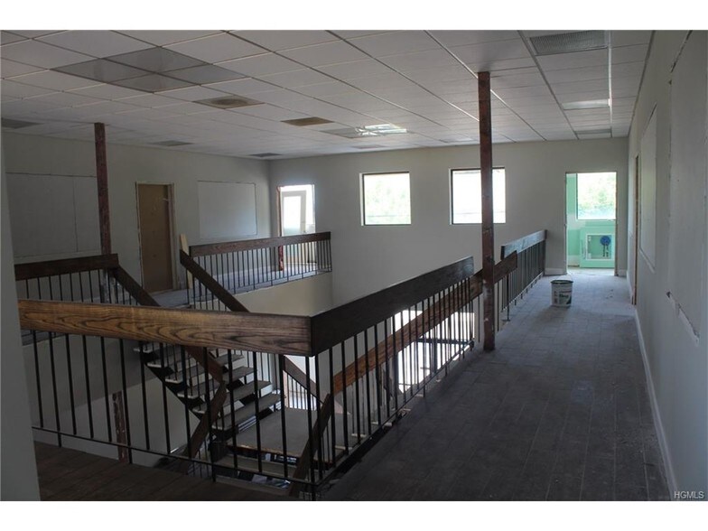 More Photos Of 53 Route 17K, Newburgh Office For Lease