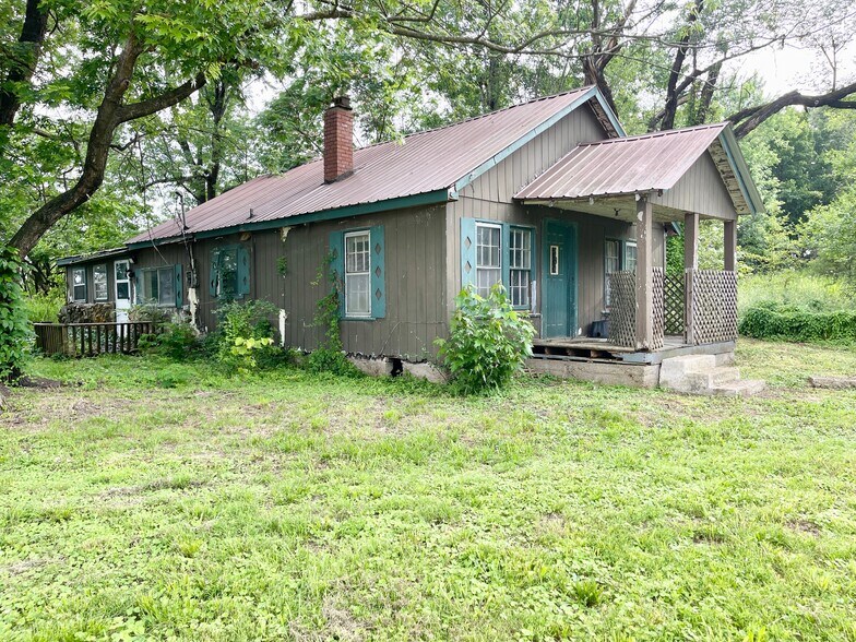 More Photos Of 6906 62/412 Highway, Viola Auto Repair For Sale