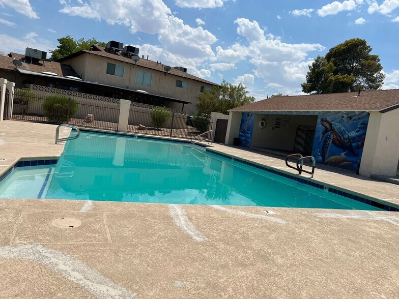 More Photos Of 2916 Karen Ave, Las Vegas Apartments For Sale
