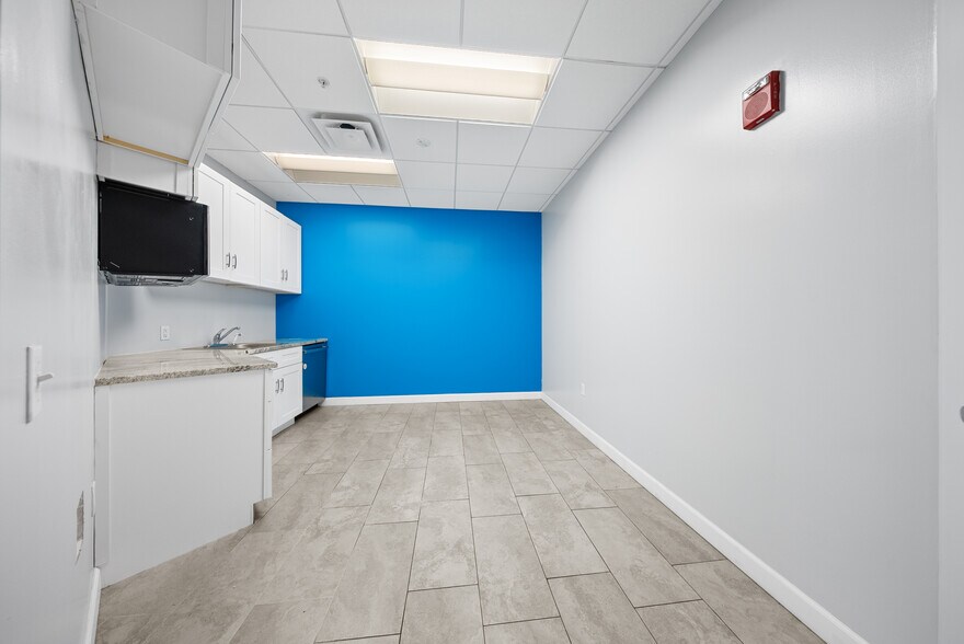 More Photos Of 121-189 S Orange Ave, Orlando Office Residential For Lease