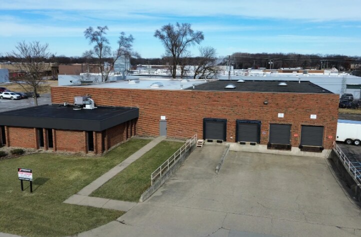 Primary Photo Of 34150 Industrial Rd, Livonia Warehouse For Lease