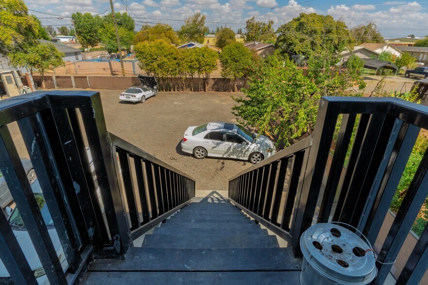 More Photos Of 3882 Washington Ave, Le Grand Apartments For Sale