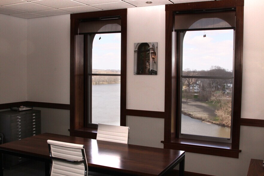 More Photos Of 628 Columbus St, Ottawa Loft Creative Space For Sale
