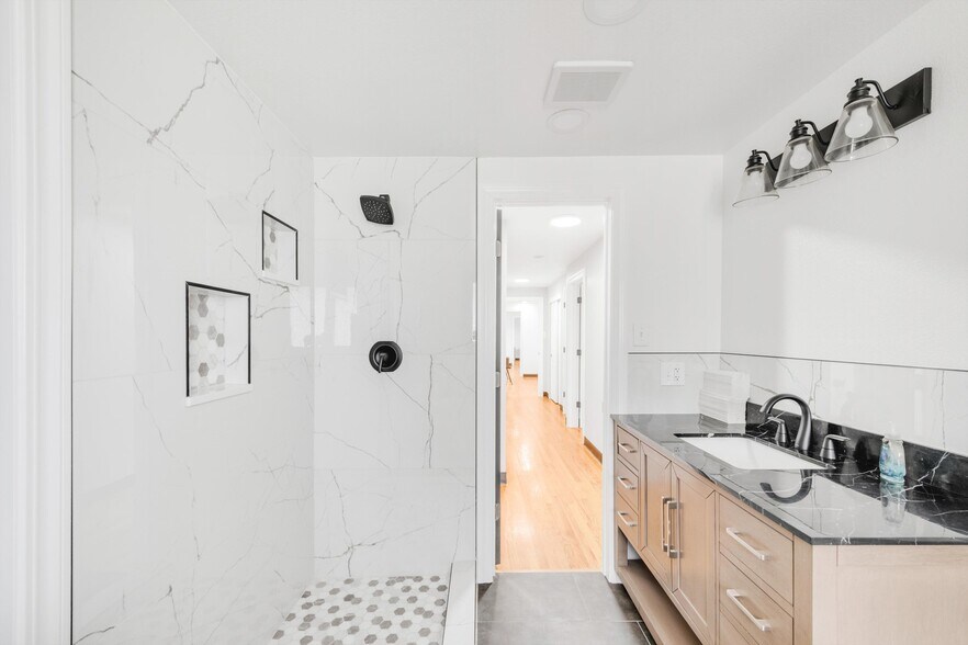 More Photos Of 2880 W 92nd Ave, Federal Heights Office Residential For Lease