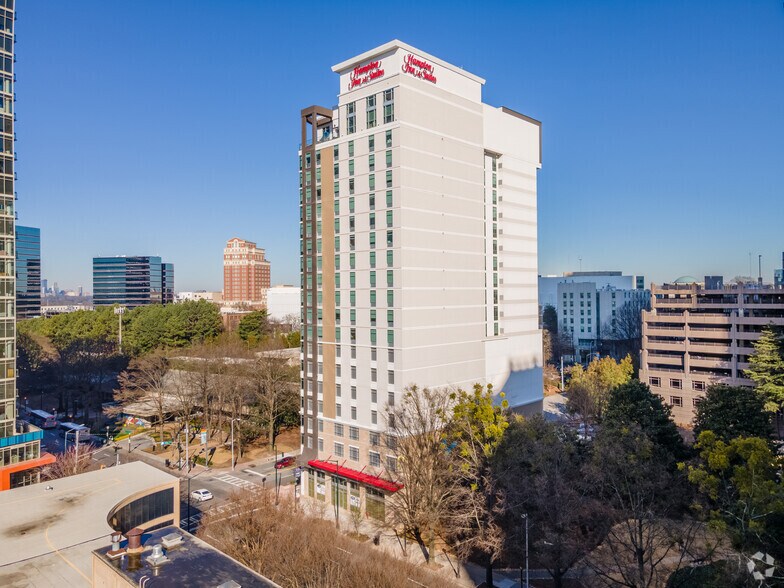 More Photos Of 1231 W Peachtree St NE, Atlanta Hotel For Lease