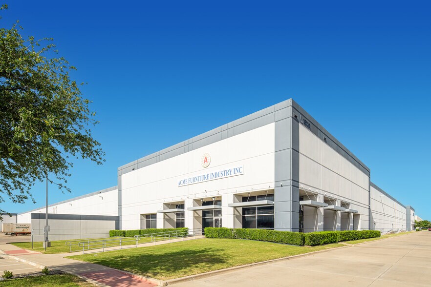 Primary Photo Of 15124 Grand River Rd, Fort Worth Distribution For Lease