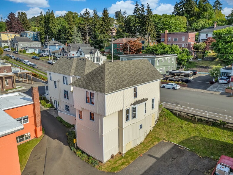 More Photos Of 1178 Franklin Ave, Astoria Office For Sale