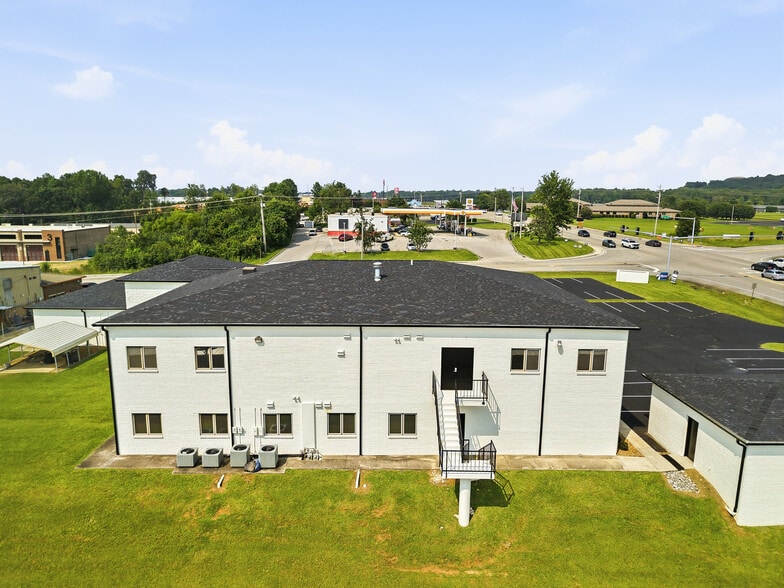 More Photos Of 1221 S Willow Ave, Cookeville Office Residential For Lease