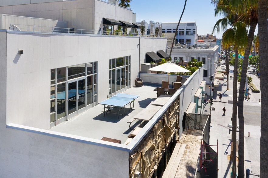 More Photos Of 301 Arizona Ave, Santa Monica Office For Lease