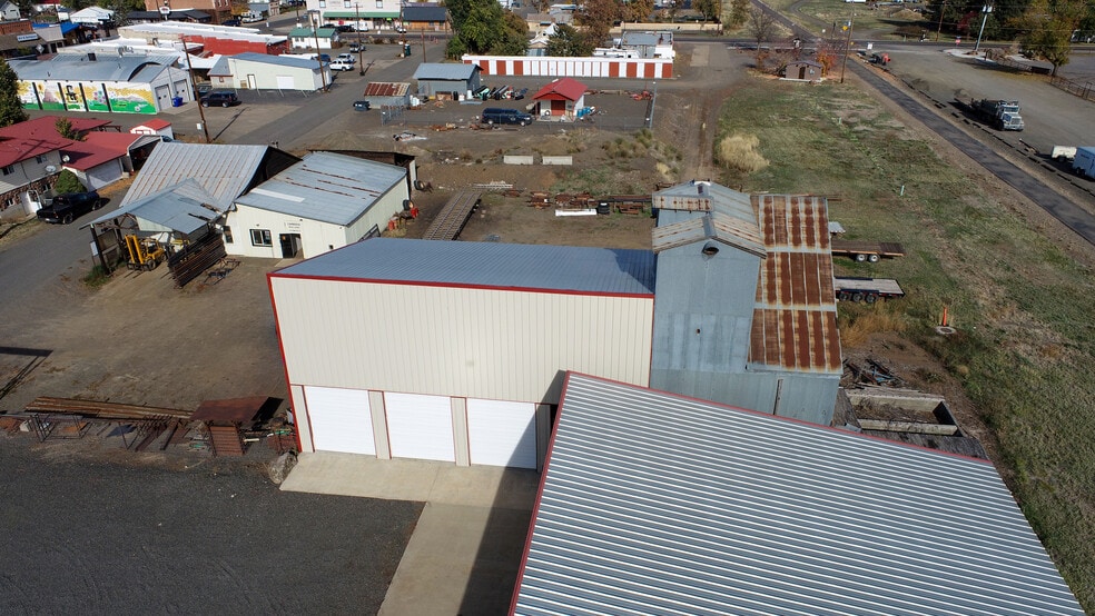 More Photos Of 10 S Commercial St, Cambridge Warehouse For Sale