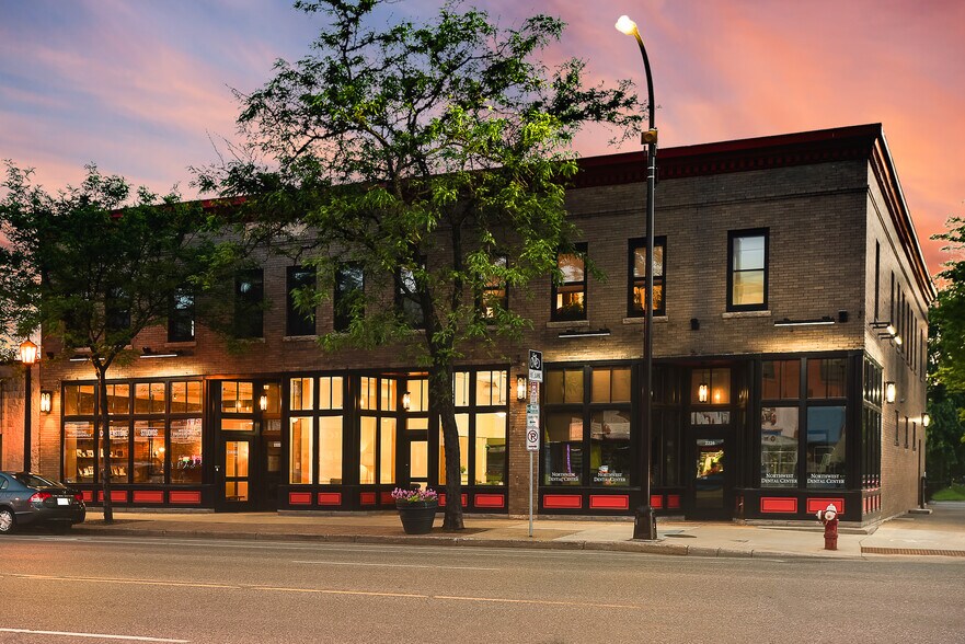 More Photos Of 2220-2226 N Central Ave, Saint Anthony Storefront Retail Office For Lease