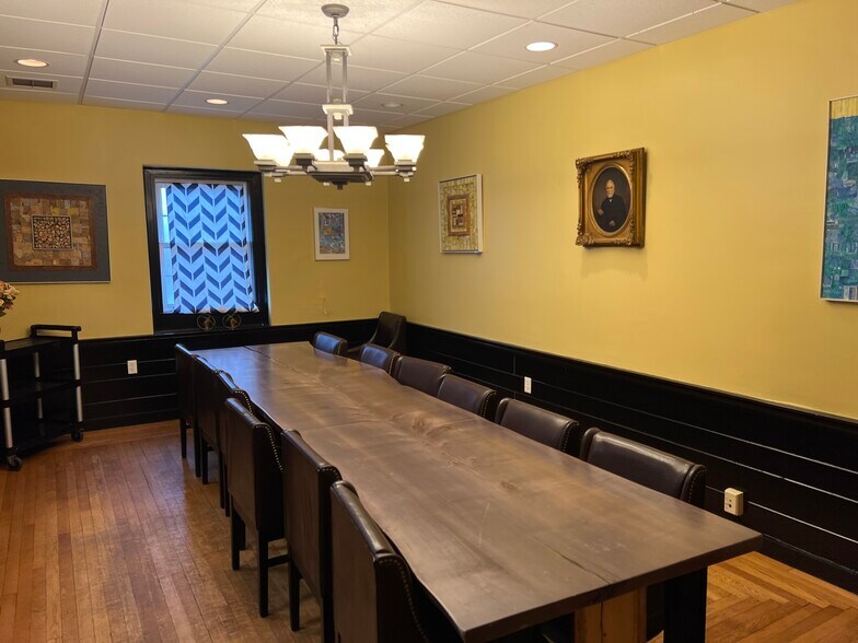 More Photos Of 1 W Main St, Clinton Storefront Retail Office For Lease