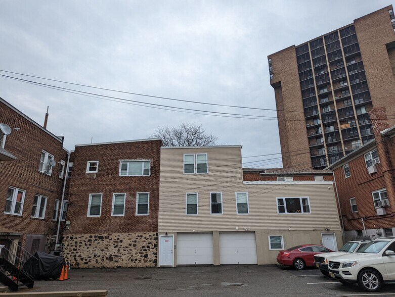 More Photos Of 390 Fairview Ave, Fairview Apartments For Sale