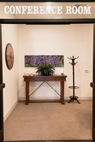 More Photos Of 220 S Church St, Lodi Freestanding For Lease