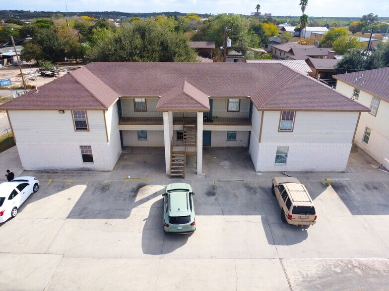 More Photos Of 5007 US Highway 83, Rio Grande City Apartments For Sale