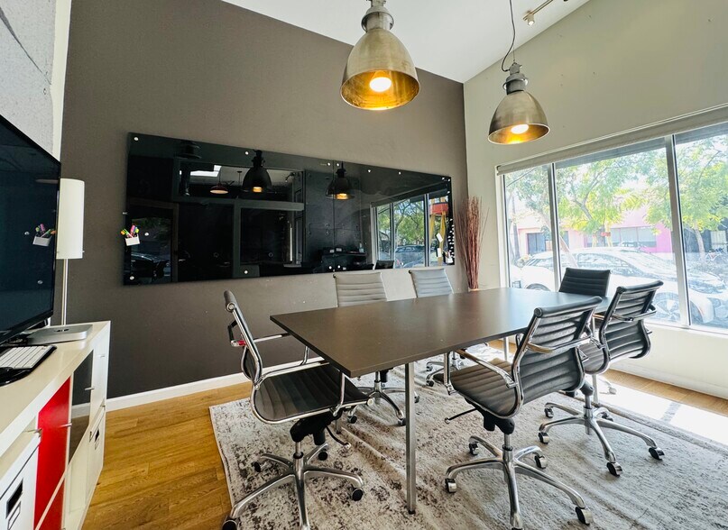 More Photos Of 6025 Washington Blvd, Culver City Office For Sale