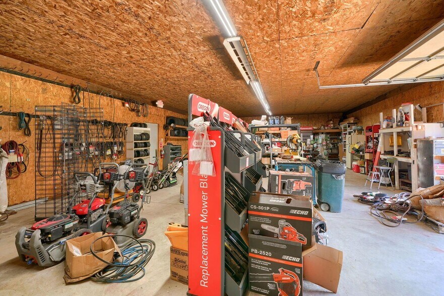 More Photos Of 7271 National Rd SW, Pataskala Freestanding For Sale