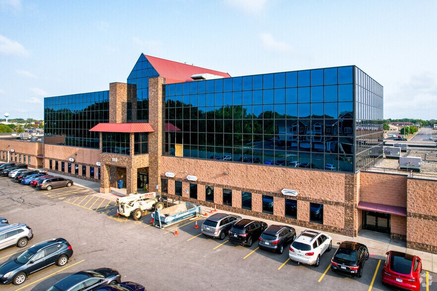 More Photos Of 110 2nd St S, Saint Cloud Unknown For Lease