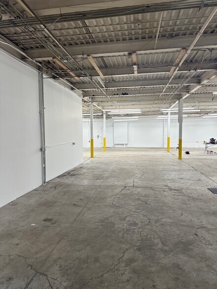 More Photos Of 20 Cornelia St, Buffalo Warehouse For Lease