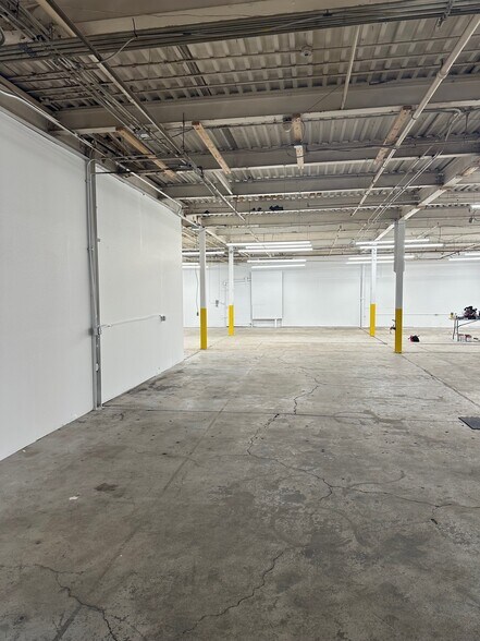 More Photos Of 20 Cornelia St, Buffalo Warehouse For Lease