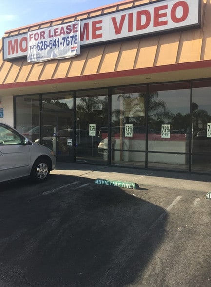 More Photos Of 5819-5835 Bellflower Blvd, Lakewood Unknown For Lease