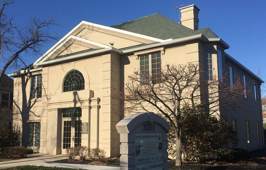 More Photos Of 2211 River Rd, Maumee Office For Sale