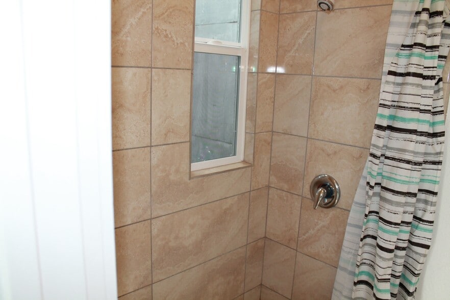 More Photos Of 28 S American St, Stockton Apartments For Sale