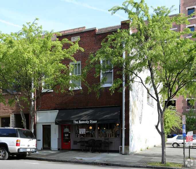 More Photos Of 133-137 E Hargett St, Raleigh General Retail For Lease