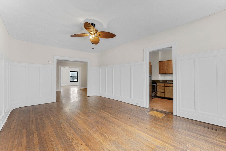 More Photos Of 2617 Euclid Heights Blvd, Cleveland Heights Apartments For Sale
