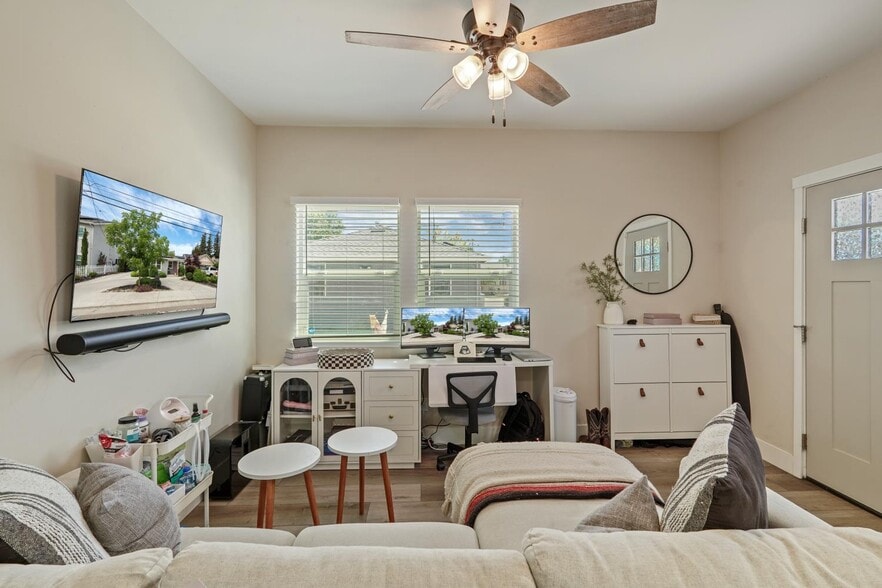 More Photos Of 595 E Augusta St, Woodbridge Apartments For Sale