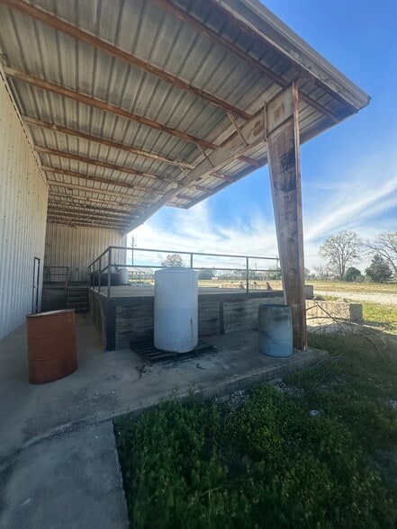 More Photos Of 3265 S Eufaula Ave, Eufaula Truck Stop For Sale