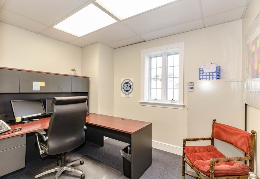 More Photos Of 215 Church St, Lenoir Office For Lease