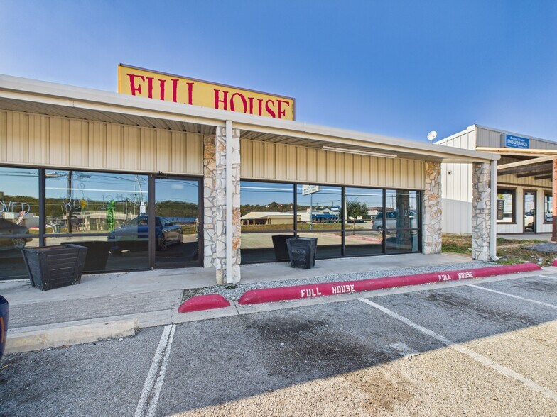 More Photos Of 1902-1906 N Us-281 Hwy, Marble Falls Unknown For Lease