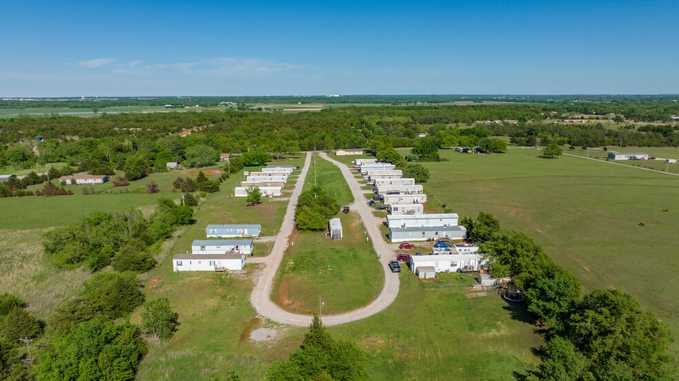 More Photos Of 16504 Gaddy Rd, Shawnee Manufactured Housing Mobile Home Park For Sale