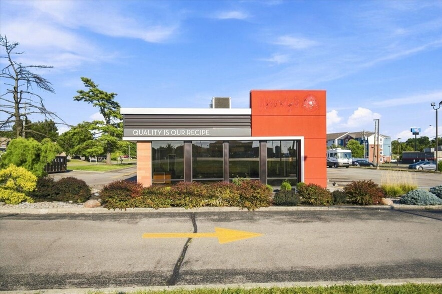More Photos Of 11960 Lebanon Rd, Cincinnati Fast Food For Sale
