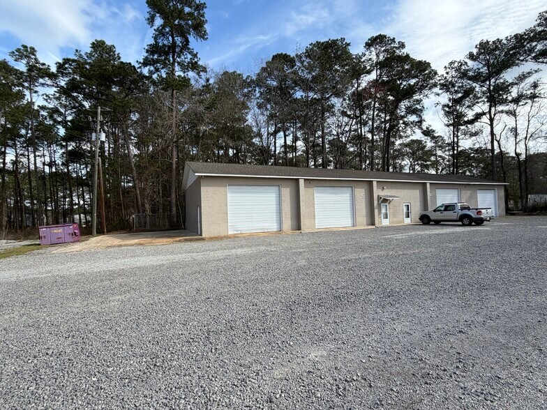 More Photos Of 118 Farm Rd, Summerville Service For Lease
