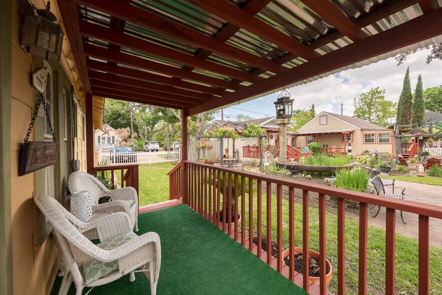 More Photos Of 706 Bradford Ave, Kemah Land For Sale