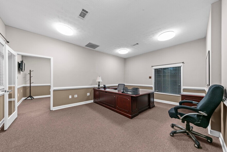 More Photos Of 4440 Tuck Rd, Loganville Research And Development For Sale