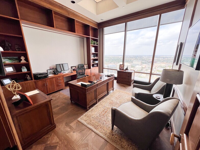 More Photos Of 303 W Wall St, Midland Office For Sale