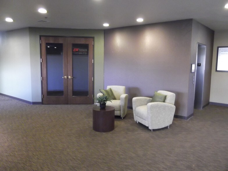 More Photos Of 776 E Riverside Dr, Eagle Office For Lease