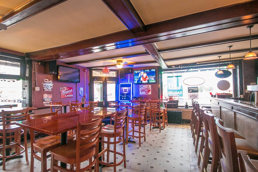 More Photos Of 6076-6080 Ridge Ave, Philadelphia Storefront Retail Residential For Lease