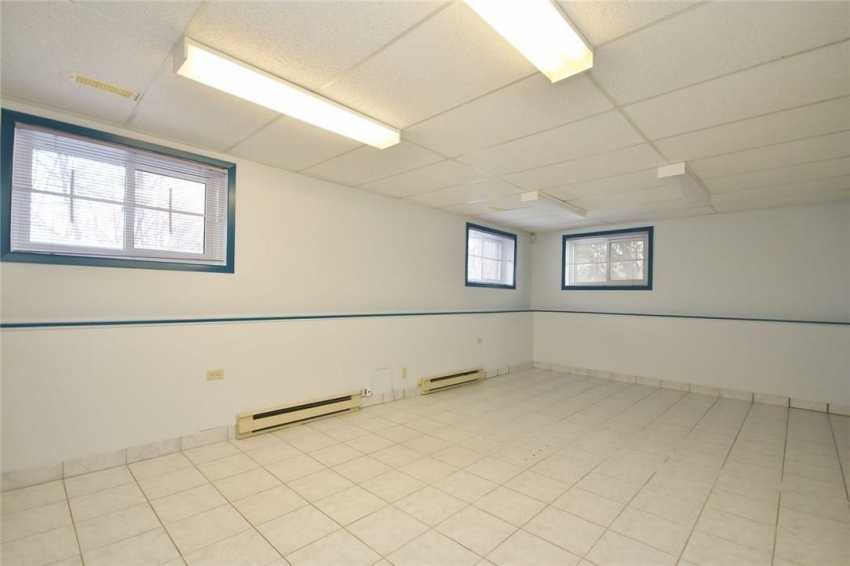 More Photos Of 1399 Ellsworth Lane, Ottawa Office For Lease
