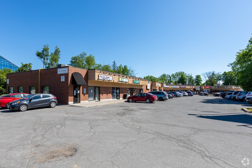 Primary Photo Of 2041-2067 Meadowbrook Rd, Ottawa Storefront Retail Office For Lease