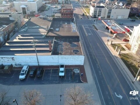 More Photos Of 904 16th Ave, Monroe Storefront For Sale