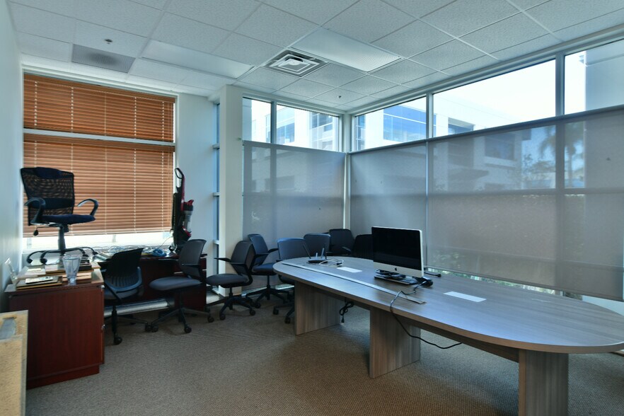 More Photos Of 19210 S Vermont Ave, Gardena Loft Creative Space For Sale