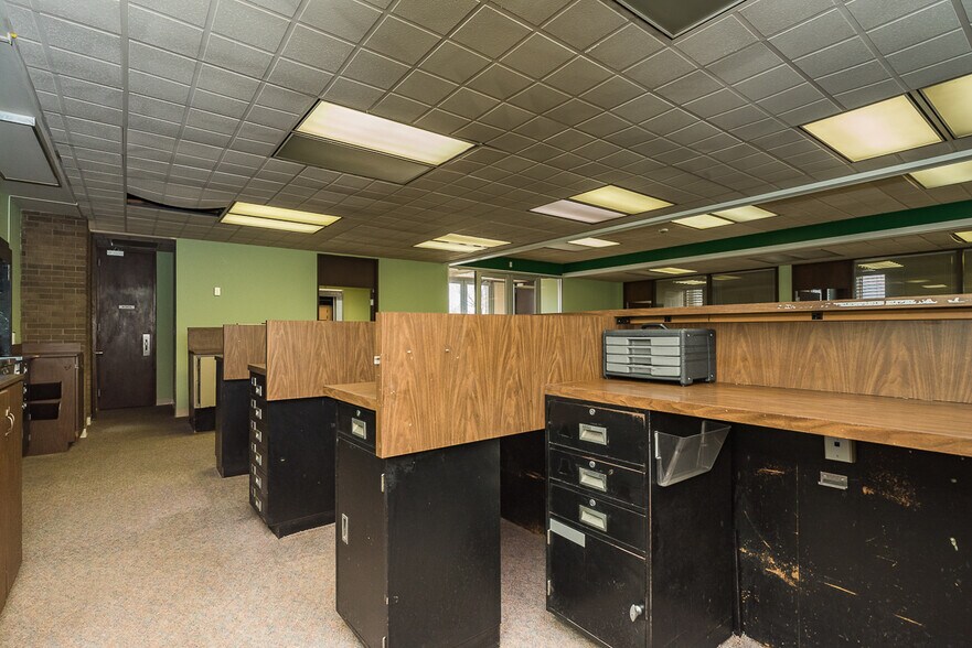 More Photos Of 212 S Main St, Graham General Retail For Sale